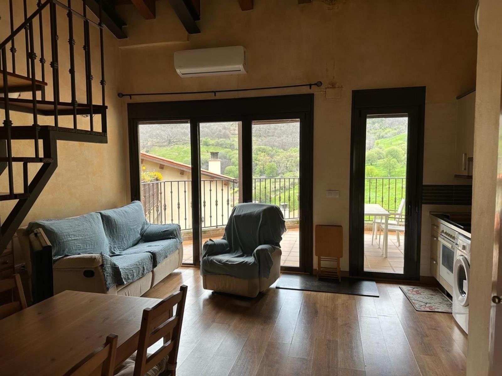 Apartment El Balcon Panoramico Del Tietar Mijares (Castile and Leon)