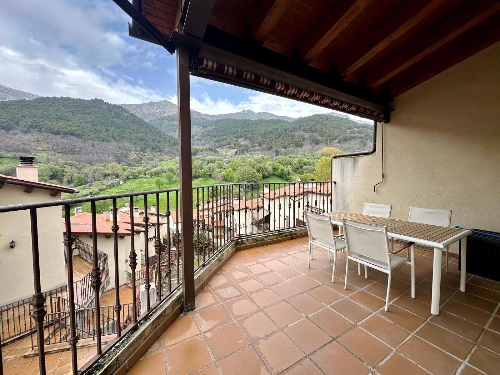 El Balcon Panoramico Del Tietar Mijares (Castile and Leon)